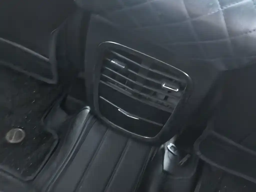 Lincoln MKC 2015 — фото 16