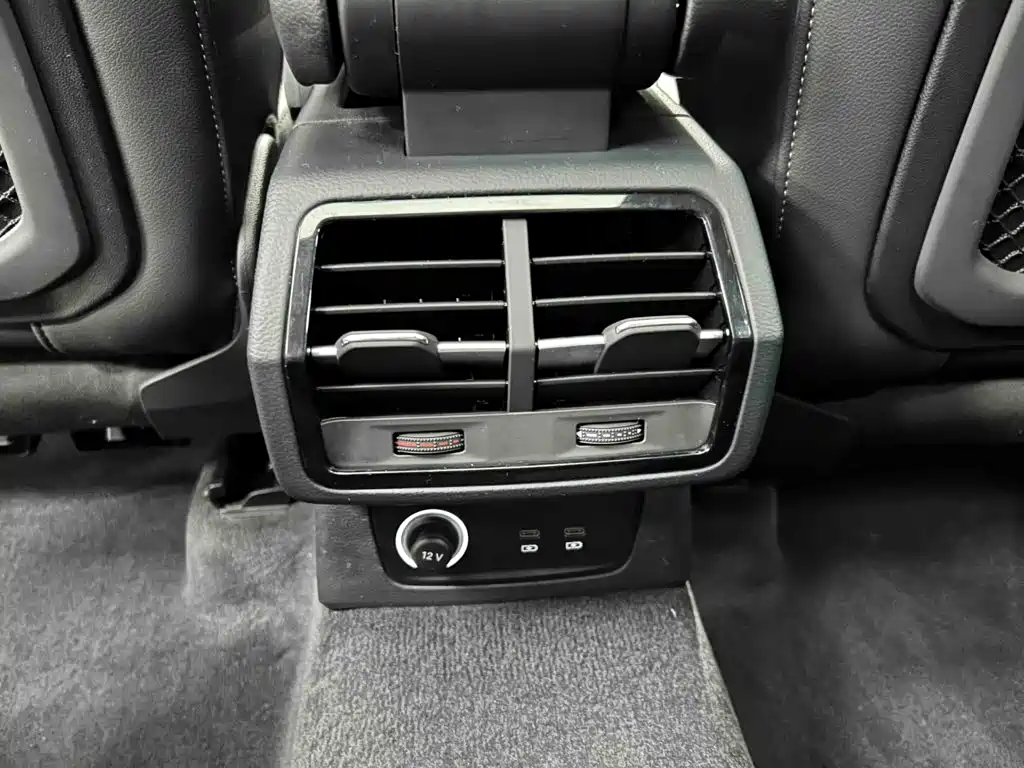 Audi Q3 2023 — фото 15