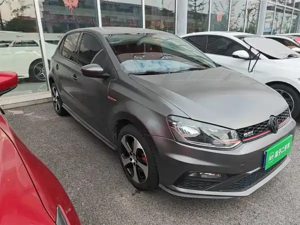 Volkswagen Polo 2015