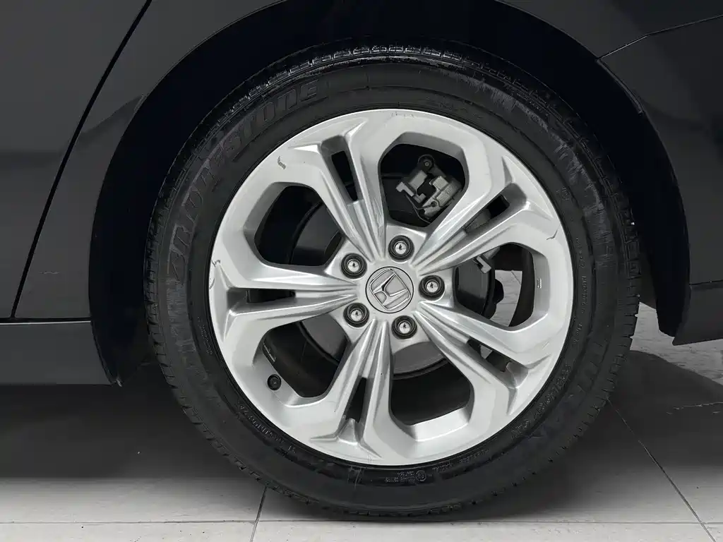 Honda Accord 2024 — фото 16