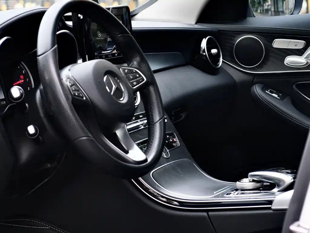 Mercedes-Benz C-Class 2017 — фото 4