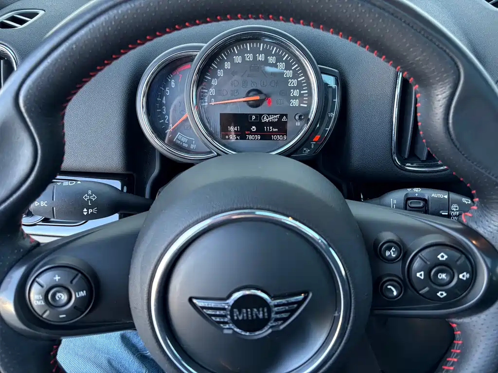 MINI Countryman 2019 — фото 15