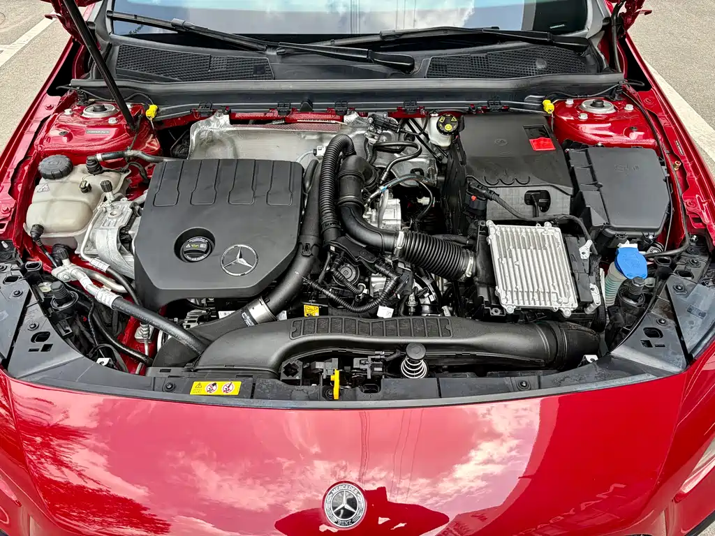 Mercedes-Benz A-Class 2023 — фото 14