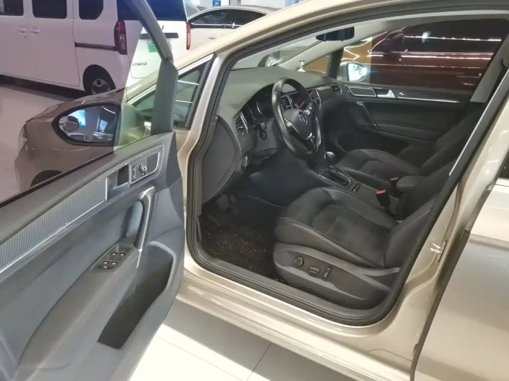 Volkswagen Golf Jialu 2018 — фото 16
