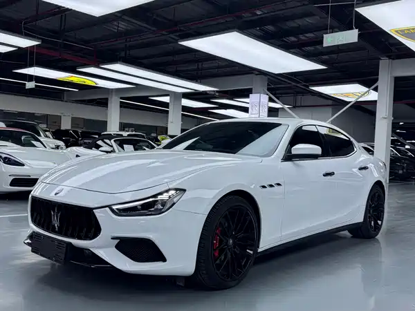 Maserati Ghibli 2016