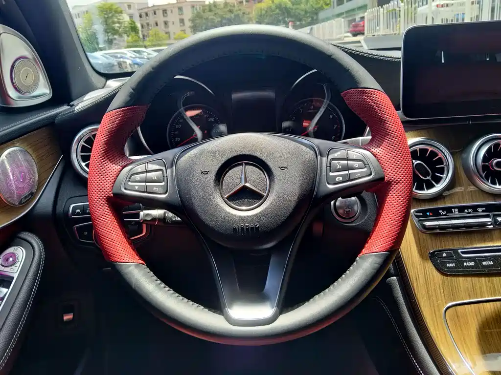 Mercedes-Benz GLC Coupe 2018 — фото 14