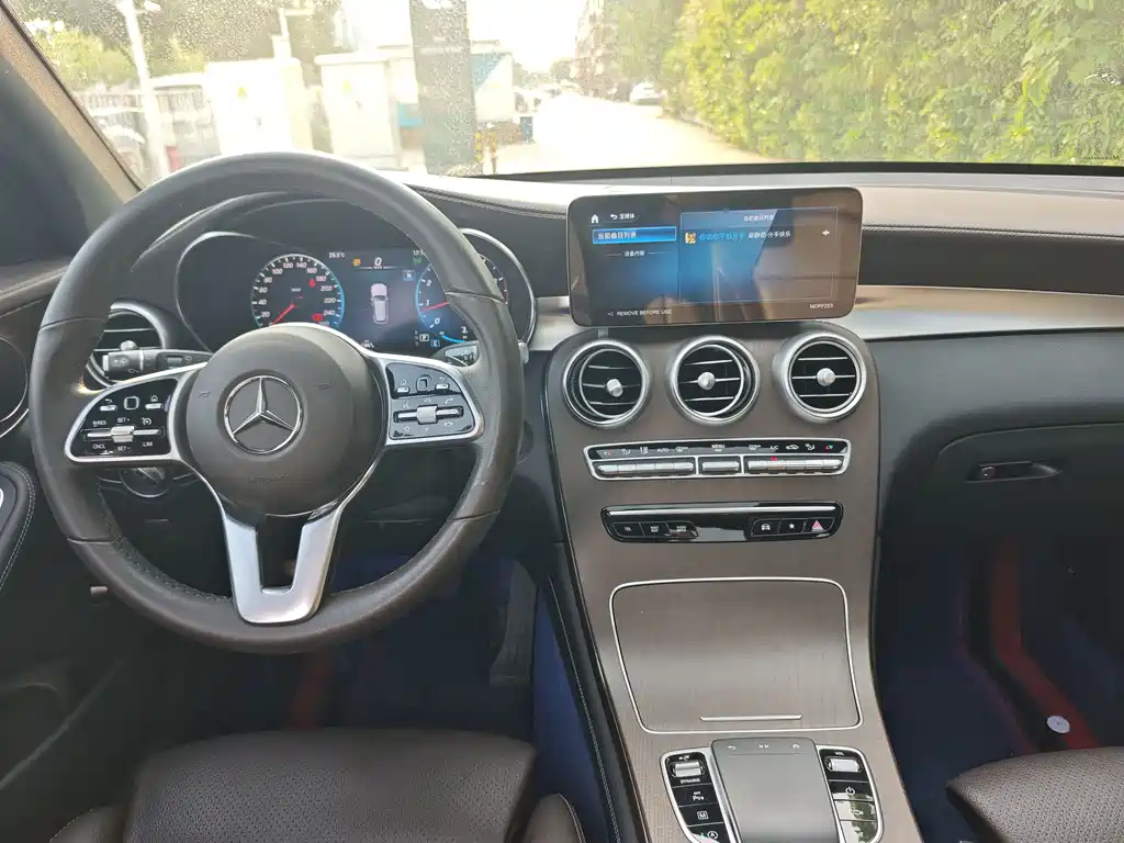 Mercedes-Benz GLC 2022 — фото 15