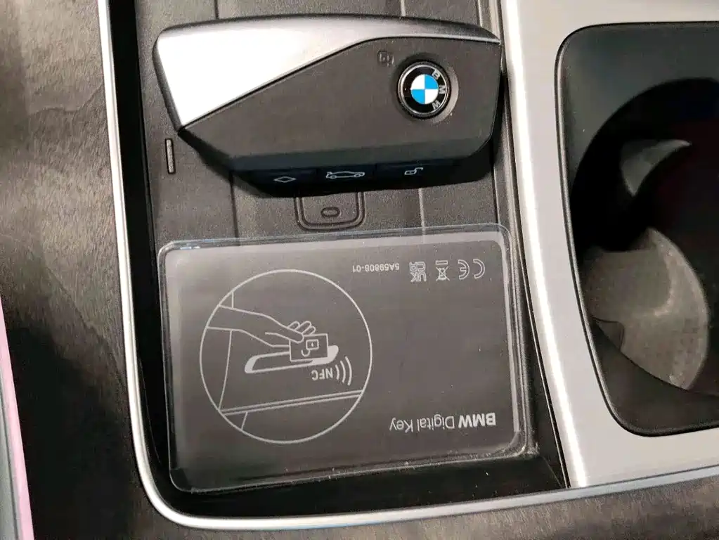 BMW X5 2025 — фото 15