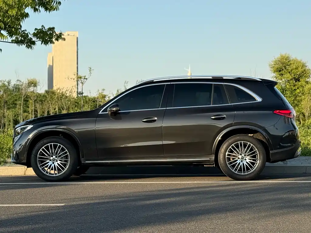 Mercedes-Benz GLC 2024 — фото 4