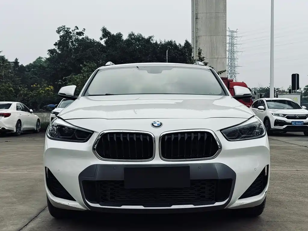 BMW X2 2021 — фото 2