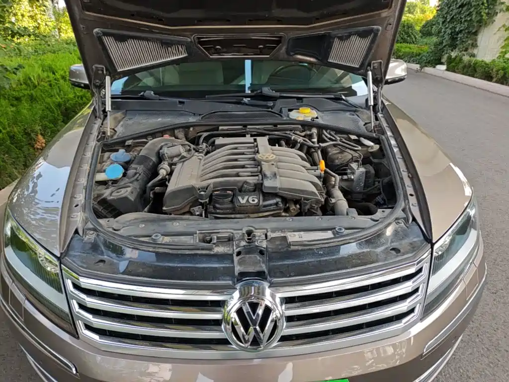 Volkswagen Phaeton 2015 — фото 20