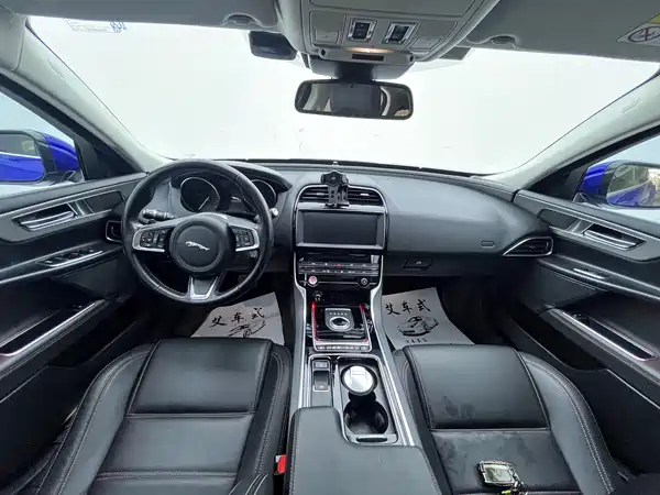 Jaguar XEL 2019