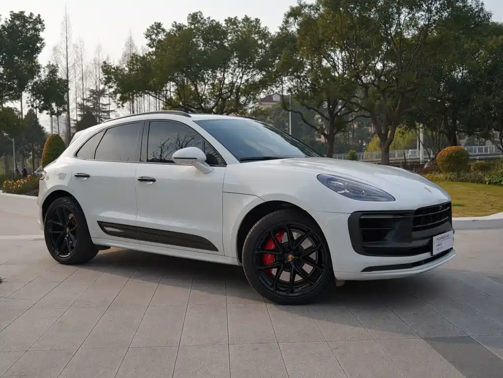 Porsche Macan 2023 — фото 14
