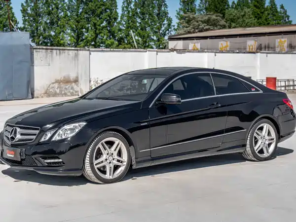 Mercedes-Benz E-Class 2012