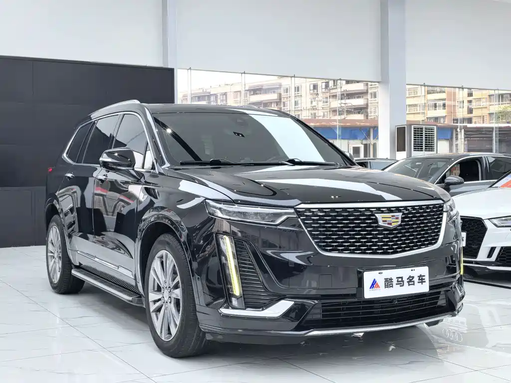 Cadillac XT6 2020 — фото 3