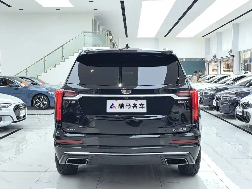 Cadillac XT6 2020 — фото 17