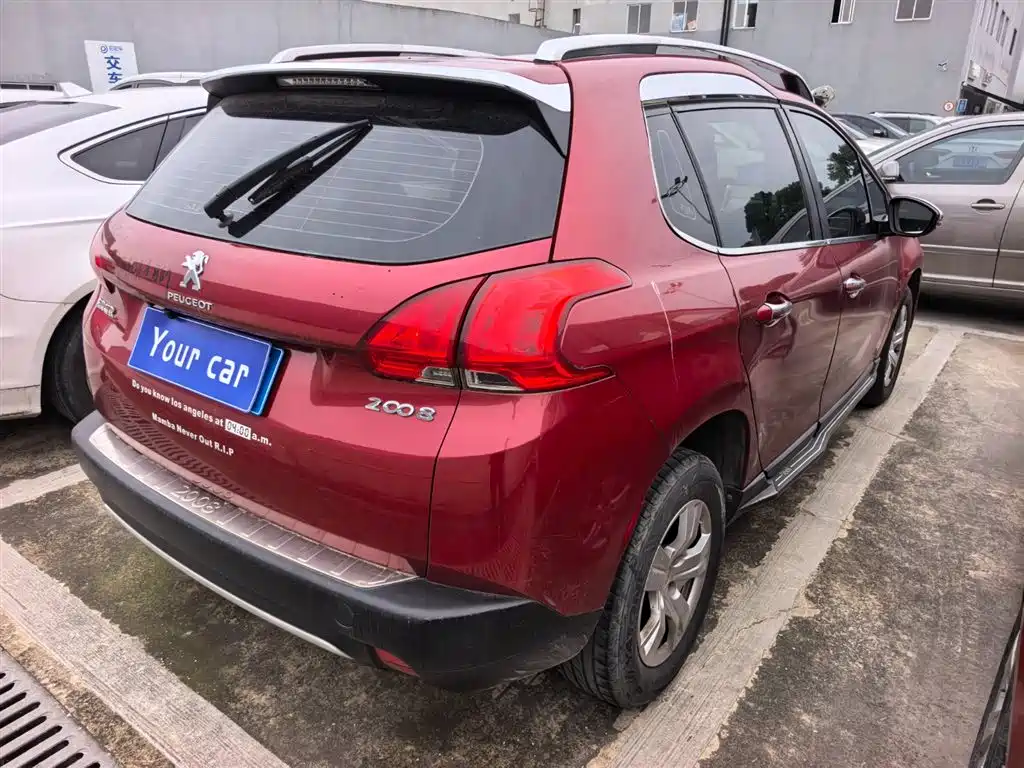 Peugeot 2008 2015 — фото 4