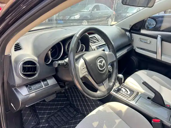 Mazda Ruiyi 2012
