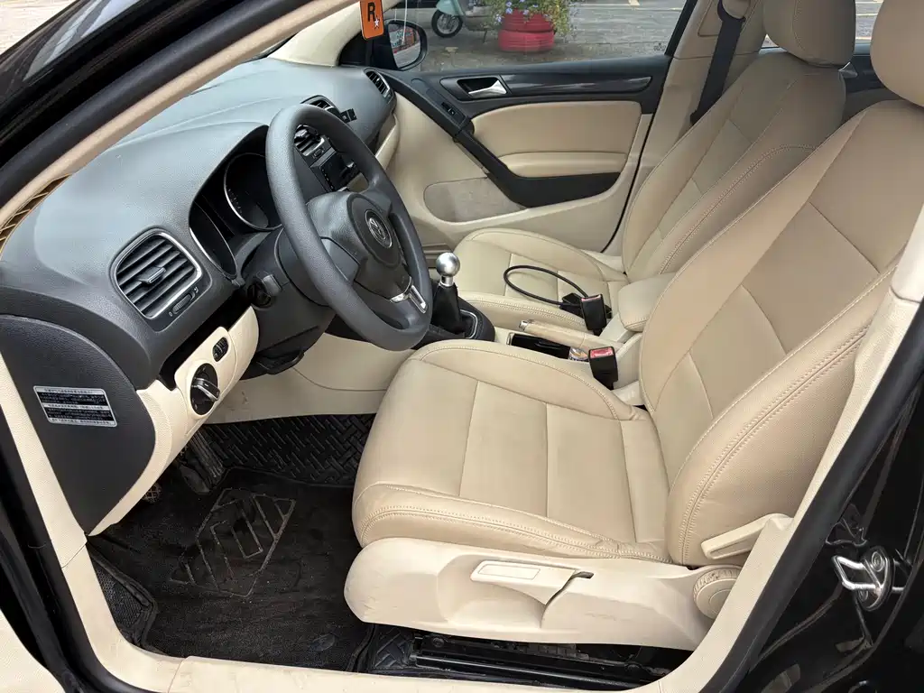 Volkswagen Golf 2012