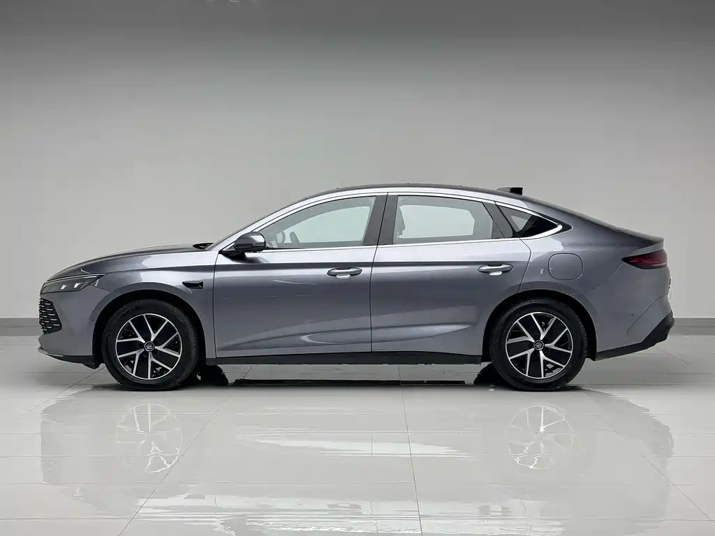 BYD Qin L 2025 — фото 7