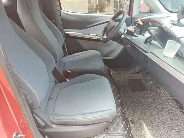 Baojun E200 2019
