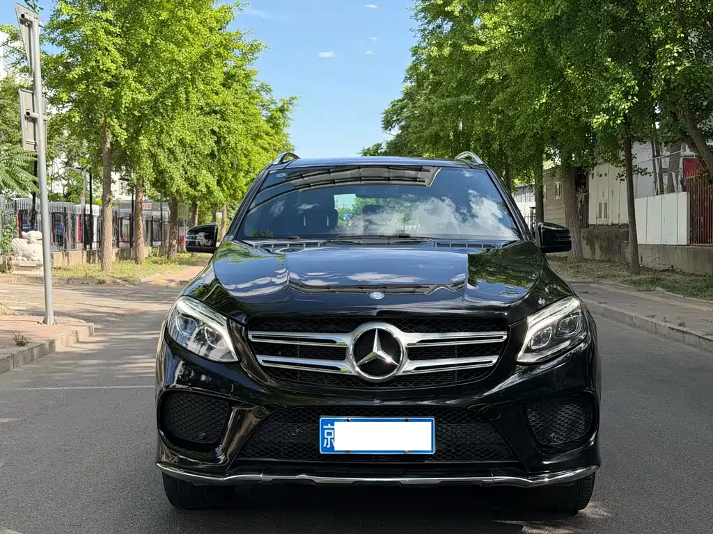 Mercedes-Benz GLE 2016 — фото 2