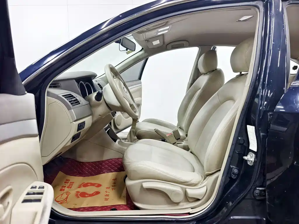 Nissan Sylphy 2016 — фото 10