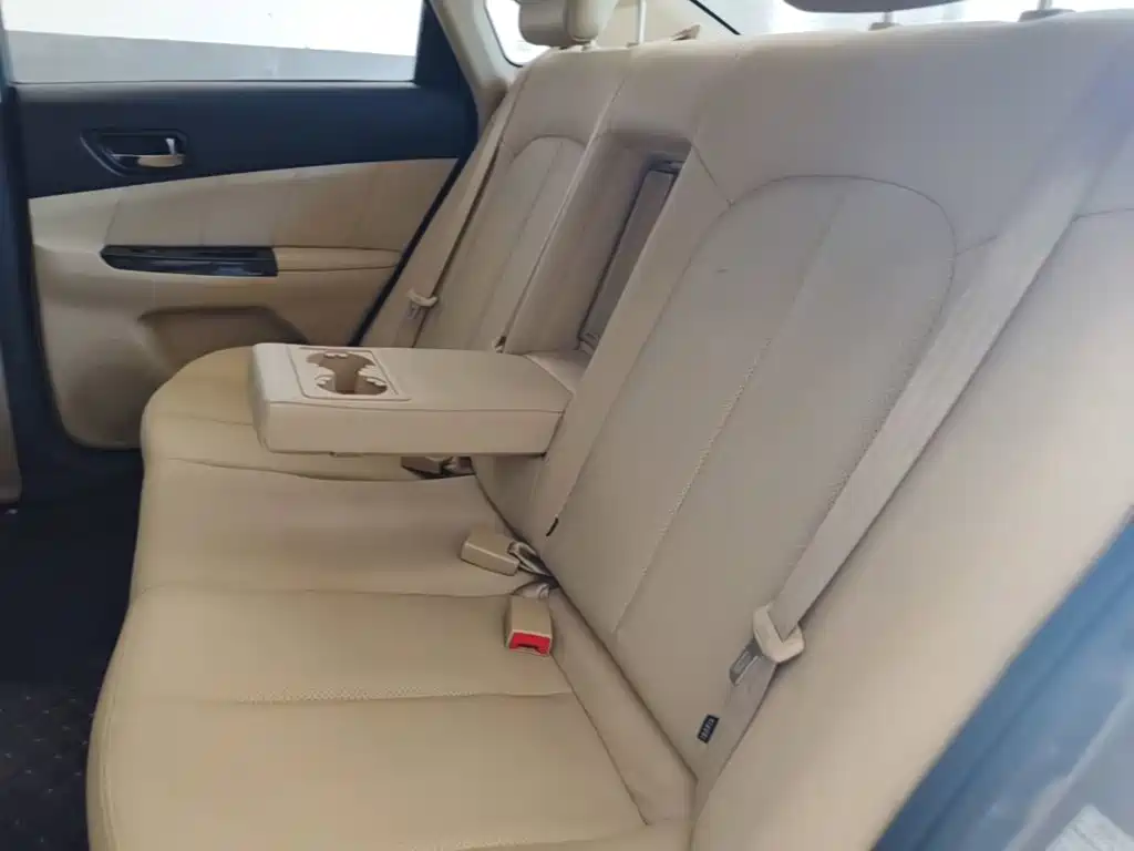 Changan Eado 2015 — фото 17
