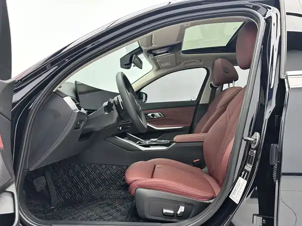 BMW 3 Series 2023