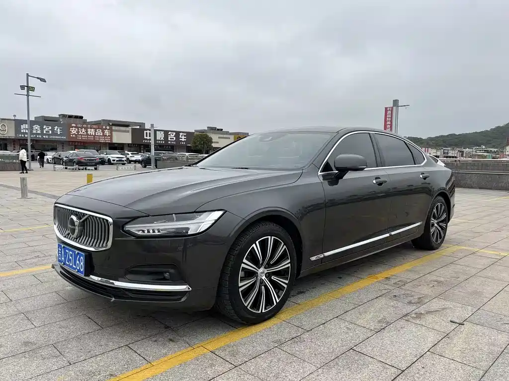 Volvo S90 2021 — фото 1