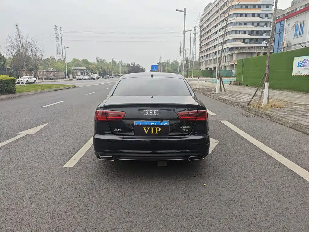 Audi A6L 2010
