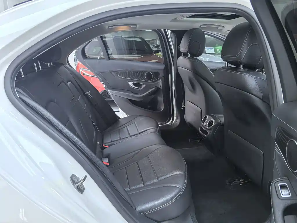 Mercedes-Benz C-Class 2020 — фото 10