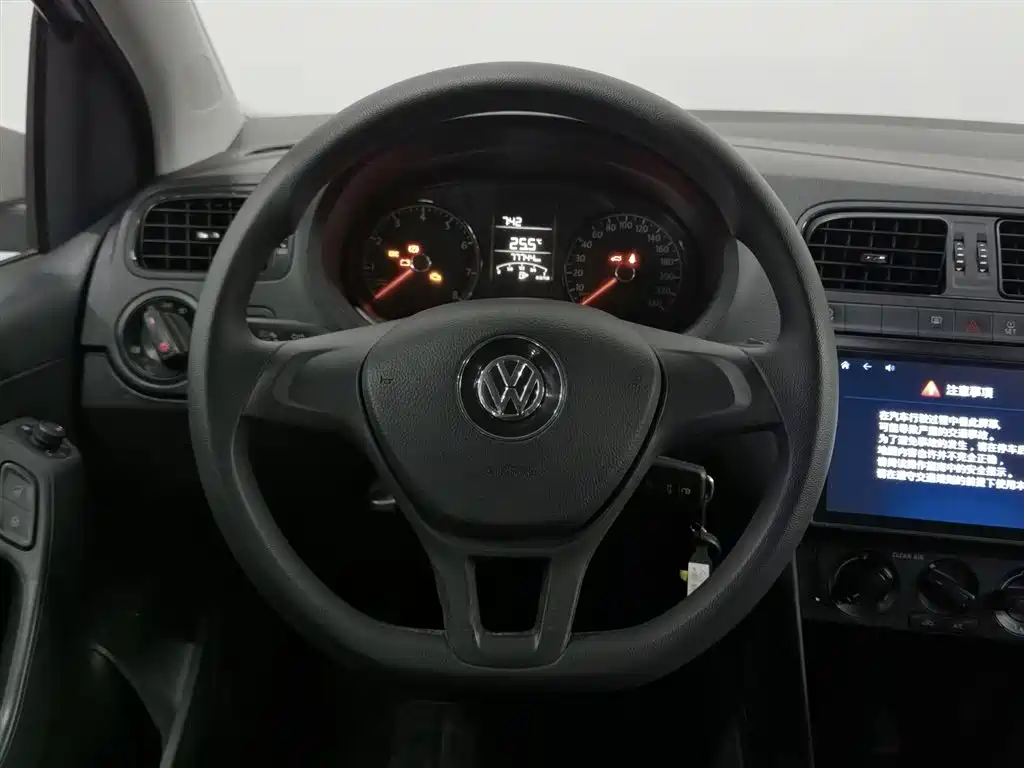 Volkswagen Polo 2019 — фото 11