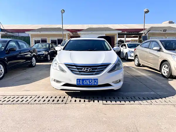 Hyundai Sonata 2013