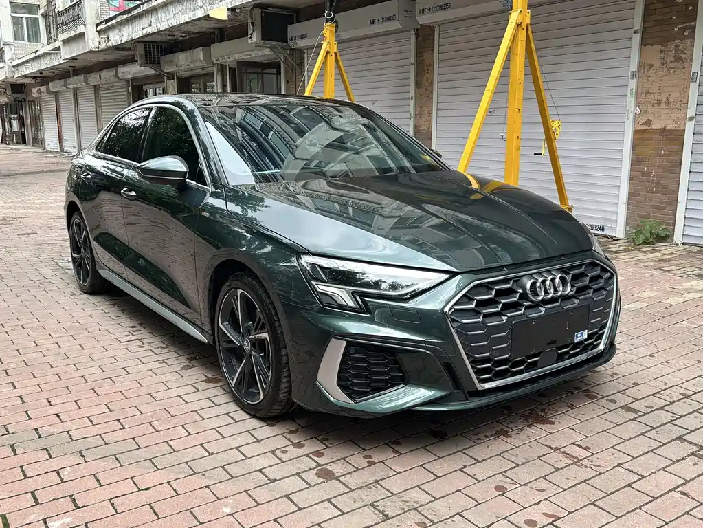 Audi A3 2022 — фото 2