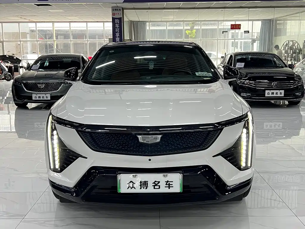Cadillac IQ Aoge 2024 — фото 2