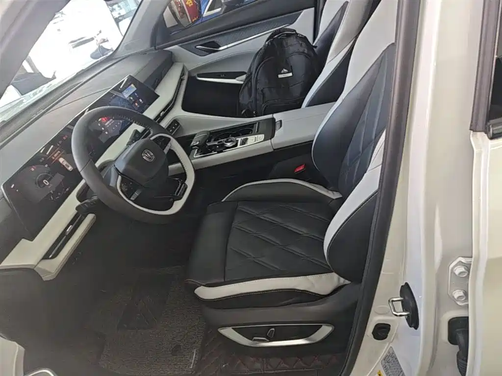 Changan CS75 PLUS 2023 — фото 15