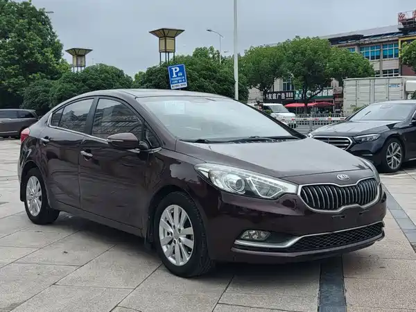 Kia K3 2013