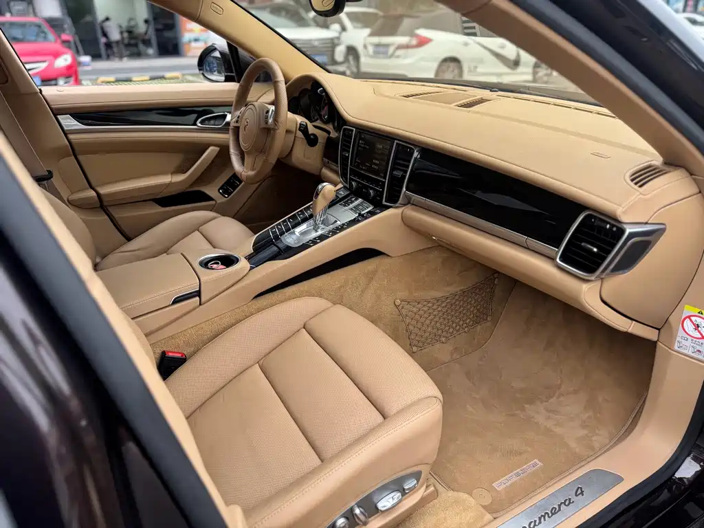 Porsche Panamera 2015 — фото 9