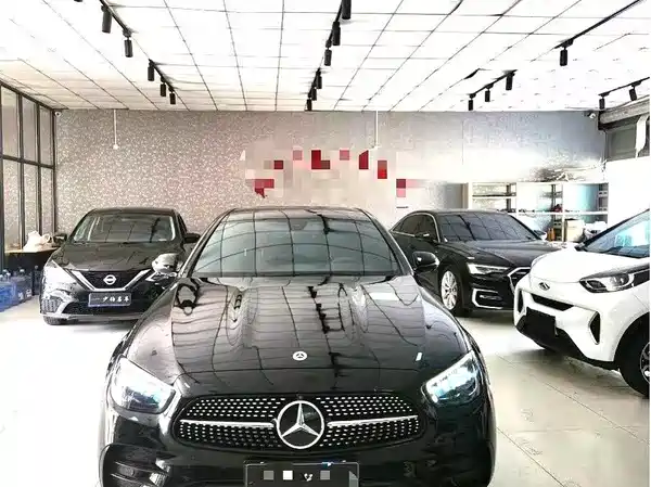 Mercedes-Benz E-Class 2023