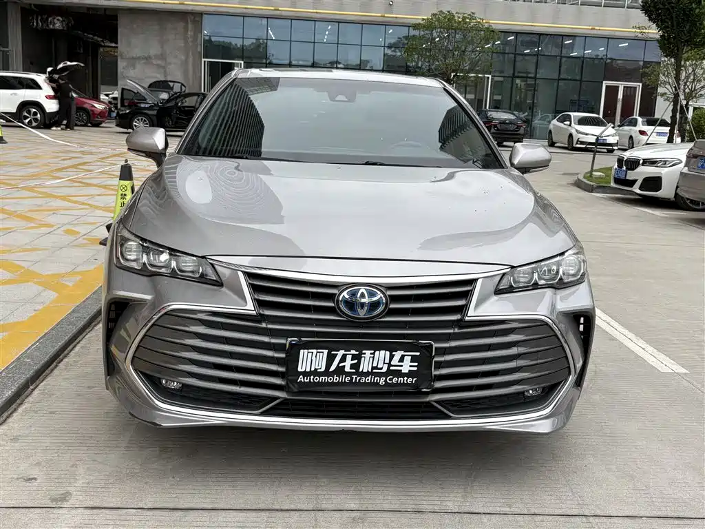 Toyota Avalon 2020 — фото 2