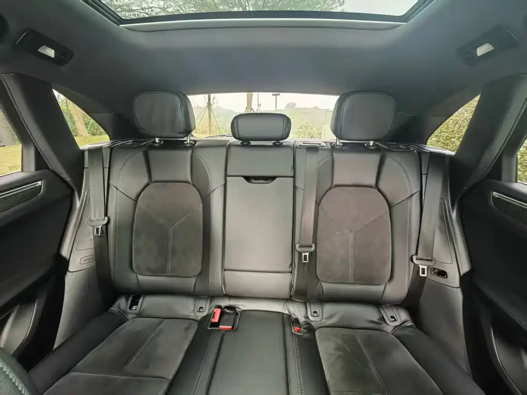 Porsche Macan 2019 — фото 8