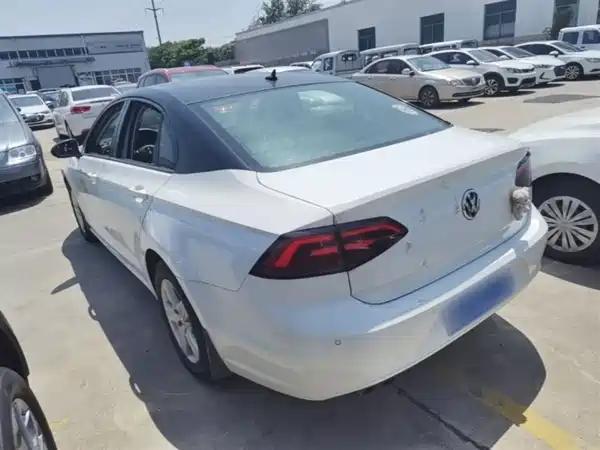 Volkswagen Lamando 2015