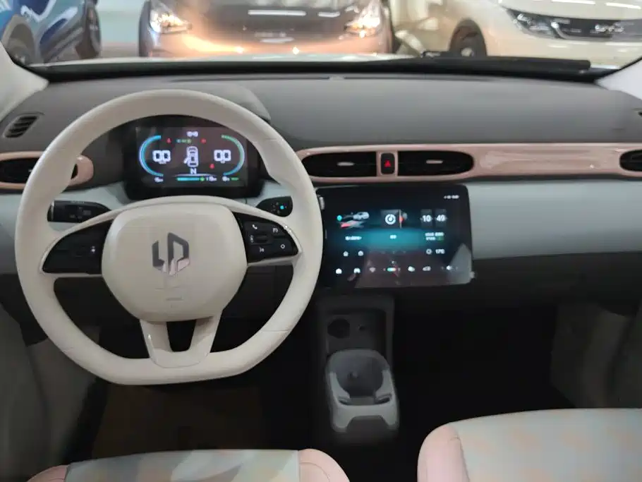 Leapmotor T03 2026 — фото 12