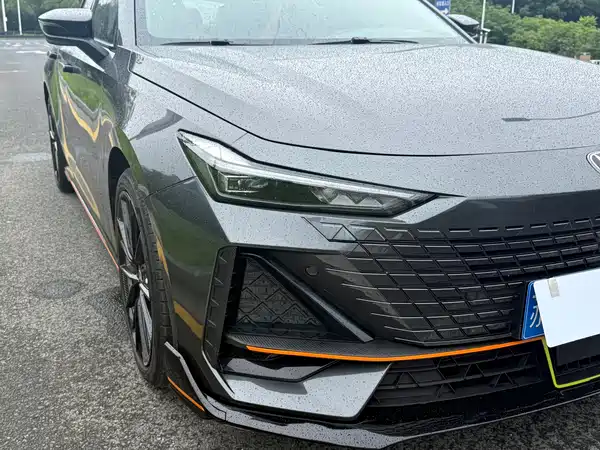 Changan UNI-V 2022