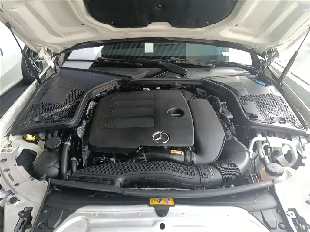 Mercedes-Benz C-Class 2020 — фото 20