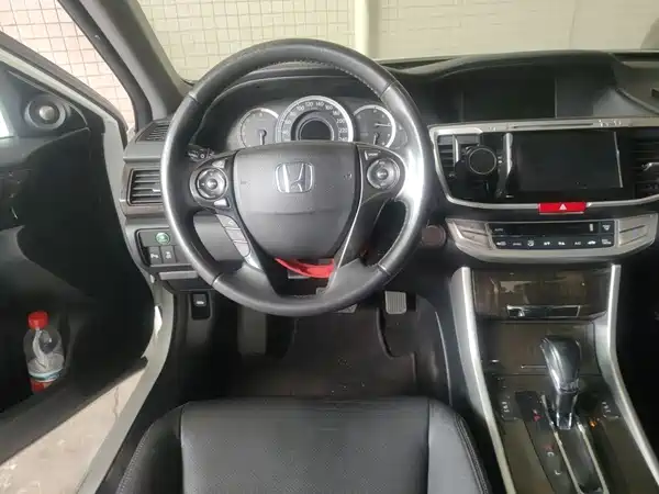 Honda Accord 2015