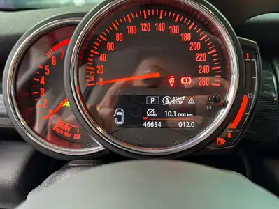 MINI MINI 2020