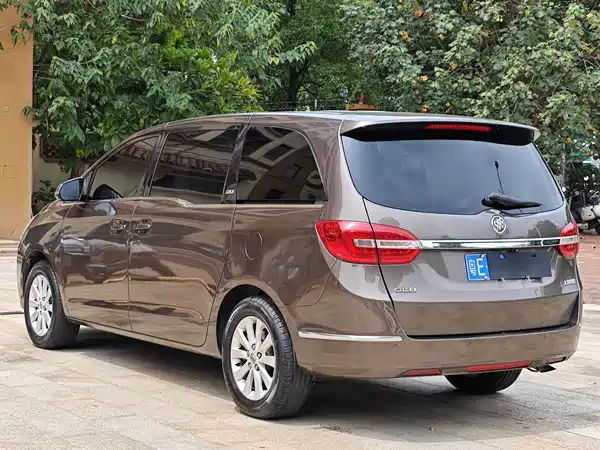 Buick GL8 2015