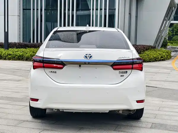 Toyota Corolla Dual Engine E+ 2020